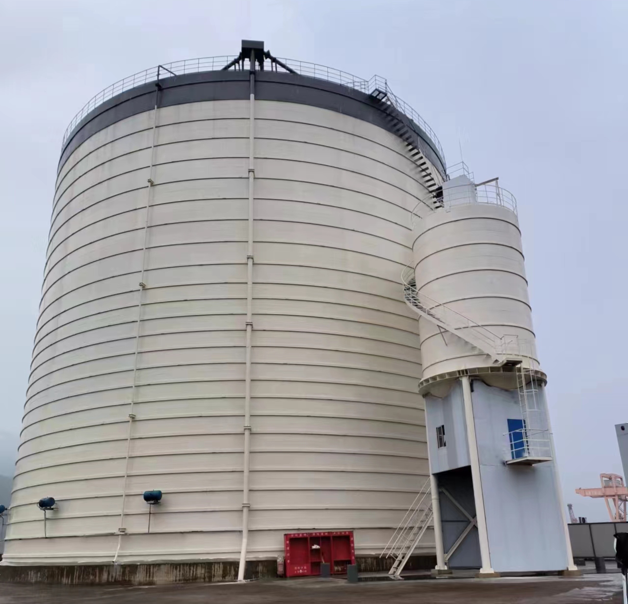 北戴河10万吨水泥钢板库